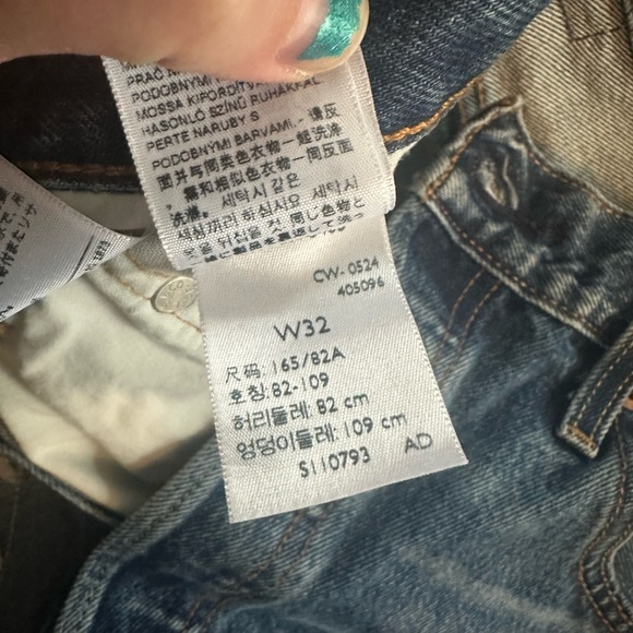 Levi's Blue Distressed Jean Shorts - Picture 6 of 6